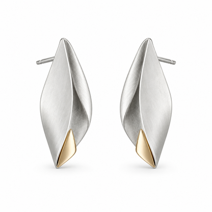 Angular petal stud earrings