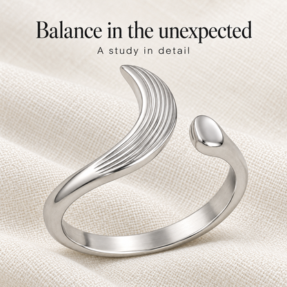 Curved Trace Open Ring